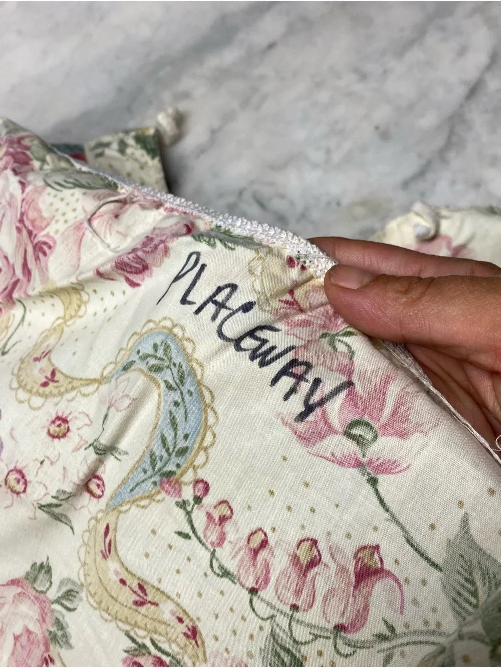 VTG Floral Paisley Twin Sheet Set Martha Stewart Ruffled Top Cotton Blend Read